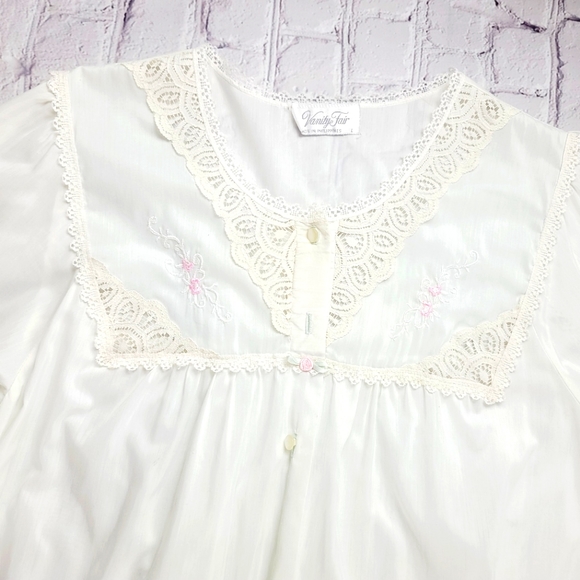 Vintage 1960s Vanity Fair Sz Lg Lace Embellished Penoir Set Chemise Crea… - Picture 5 of 10